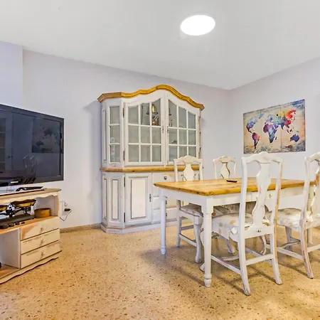 Centrally Located Temporary, Very Spacious Pataconabluerentals Valência